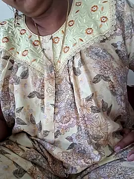 samitasharma online show from 10, 4, 2026