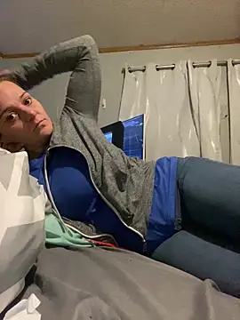 KillaKelli69 online show from 1, 1, 2025