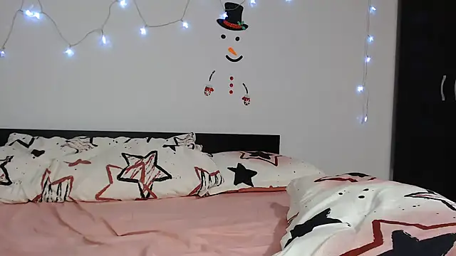 SweetMaddy888 online show from 8, 1, 2025