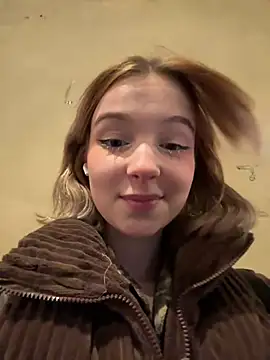Snapshot of Baby_Tiny chatting on 9, 1, 2025 Baby Tiny online show from 9, 1, 2025