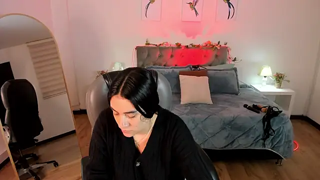 Snapshot of Icysweetcam chatting on 2, 5, 2026 Icysweetcam online show from 2, 5, 2026