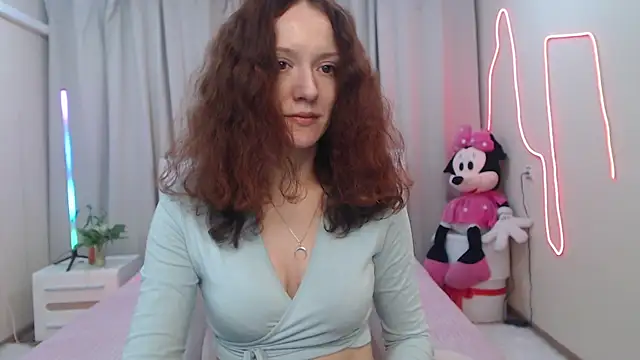 Snapshot of BarbaraStily chatting on 15, 5, 2026 BarbaraStily online show from 15, 5, 2026