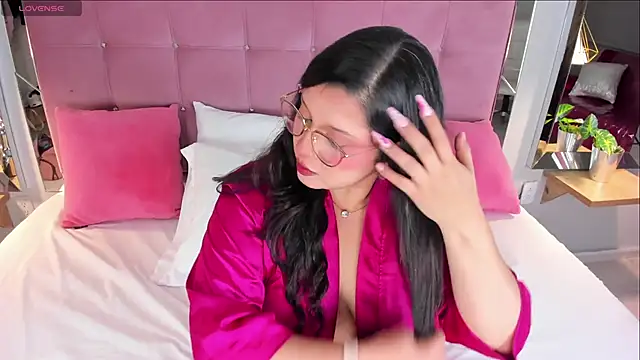 ArticaBelle online show from 25, 11, 2025