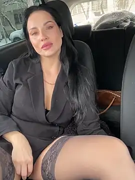 Snapshot of Roxana-Sexy chatting on 20, 12, 2025 Roxana-Sexy online show from 20, 12, 2025