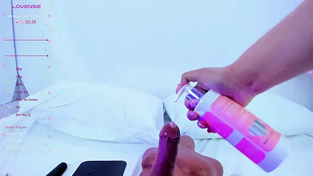 NanaOsaky online show from 6, 2, 2025