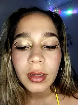 LaurenWelly  online show from 17, 1, 2025