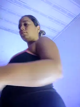 LaurenWelly  online show from 5, 4, 2026