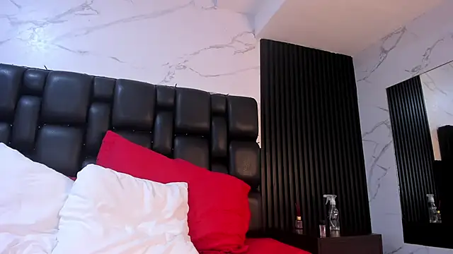 AuroraBon online show from 6, 2, 2026