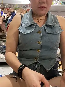 Snapshot of Cesywet chatting on 22, 3, 2025 Cesywet online show from 22, 3, 2025