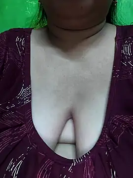 Snapshot of Rinki_Guptaa chatting on 2, 3, 2025 Rinki Guptaa online show from 2, 3, 2025