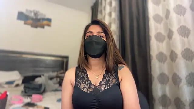 Snapshot of Hotty-Sana chatting on 7, 4, 2026 Hotty-Sana online show from 7, 4, 2026