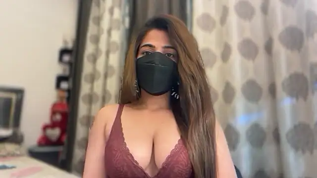 Snapshot of Hotty-Sana chatting on 10, 4, 2026 Hotty-Sana online show from 10, 4, 2026