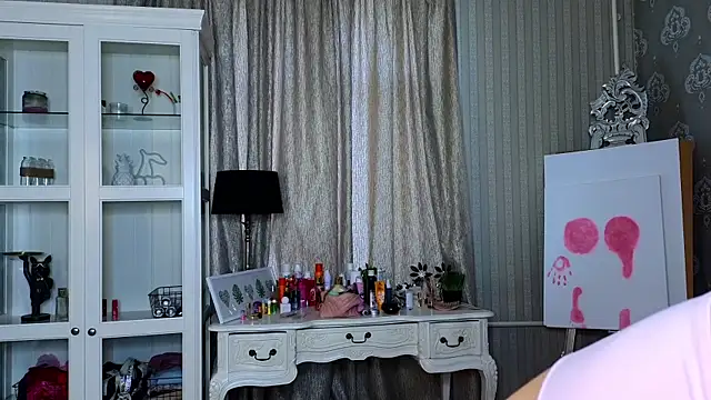 AnneFoxy online show from 8, 11, 2025