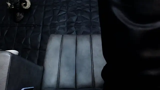 Agata Darkness online show from 23, 11, 2025