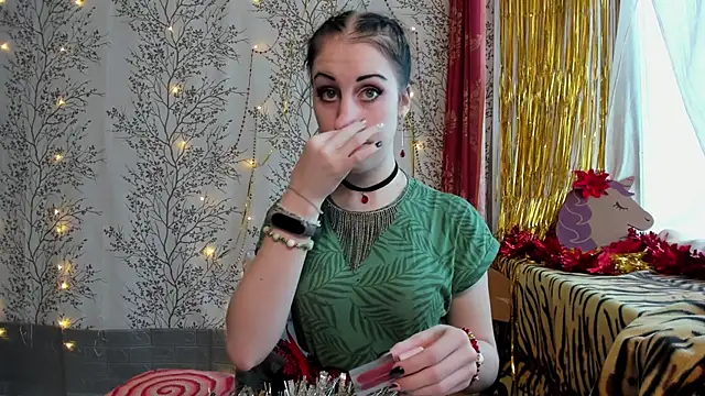 Snapshot of Mary0Lou chatting on 25, 12, 2024 Mary0Lou online show from 25, 12, 2024