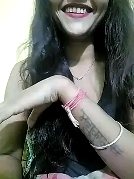 MISSQUEEN48 online show from 16, 12, 2024