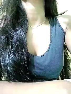 MISSQUEEN48 online show from 9, 2, 2025