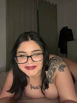 Snapshot of alexaandreea99 chatting on 2, 12, 2024 alexaandreea99 online show from 2, 12, 2024