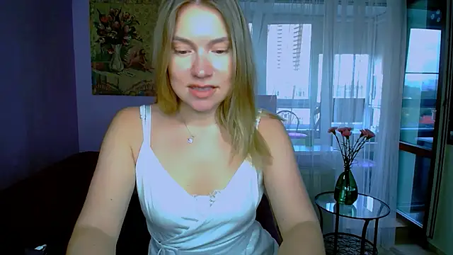 Snapshot of TaylorBre chatting on 13, 9, 2025 TaylorBre online show from 13, 9, 2025