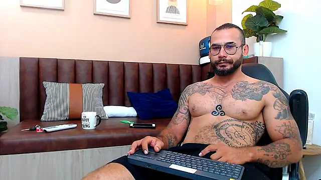 Snapshot of hanz_col chatting on 19, 3, 2025 hanz col online show from 19, 3, 2025