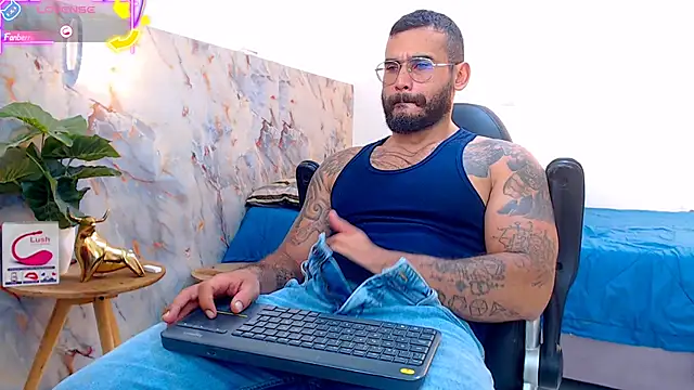 Snapshot of hanz_col chatting on 11, 9, 2025 hanz col online show from 11, 9, 2025