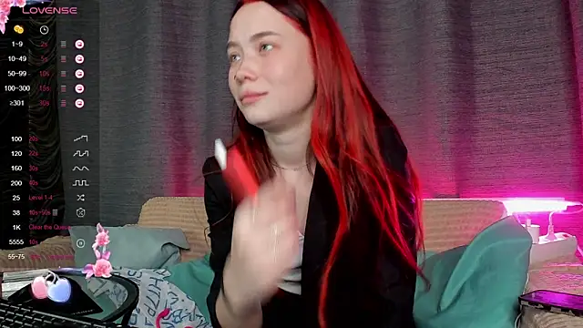 Snapshot of Kira_yoon chatting on 8, 3, 2025 Kira yoon online show from 8, 3, 2025