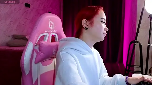 Snapshot of Kira_yoon chatting on 3, 12, 2025 Kira yoon online show from 3, 12, 2025