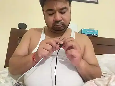 Snapshot of coolboy6566 chatting on 8, 2, 2026 coolboy6566 online show from 8, 2, 2026