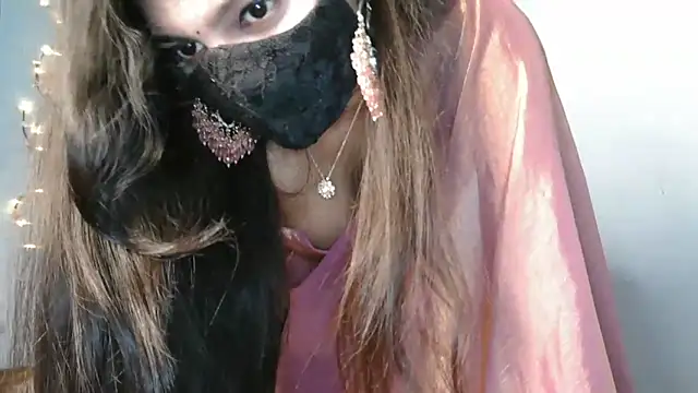 Reena Singh53 online show from 10, 11, 2025