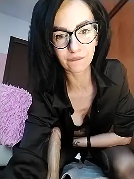 Snapshot of dahlia_82 chatting on 12, 5, 2026 dahlia 82 online show from 12, 5, 2026