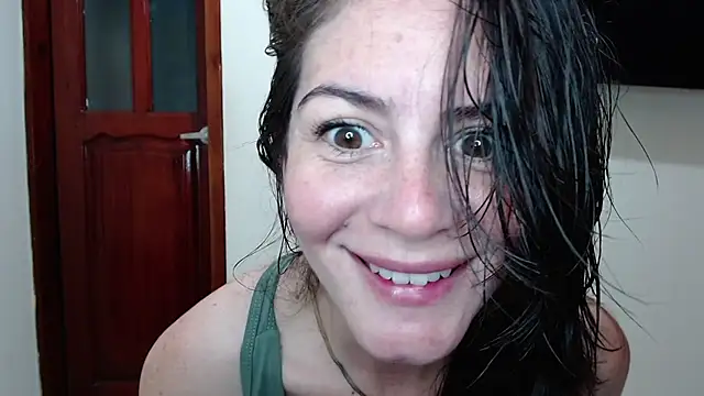 Snapshot of Hanny_24 chatting on 6, 7, 2026 Hanny 24 online show from 6, 7, 2026