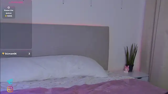 Lisa Moones online show from 18, 1, 2025