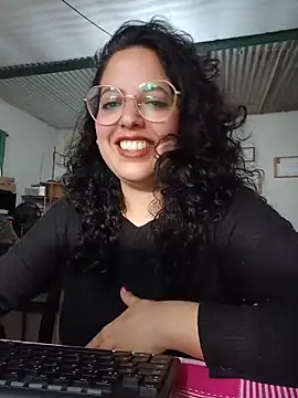 Snapshot of babyluna939 chatting on 24, 5, 2026 babyluna939 online show from 24, 5, 2026