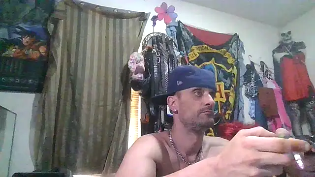 Snapshot of slinginbigD chatting on 5, 2, 2026 slinginbigD online show from 5, 2, 2026