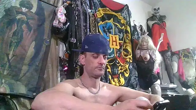 Snapshot of slinginbigD chatting on 8, 2, 2026 slinginbigD online show from 8, 2, 2026