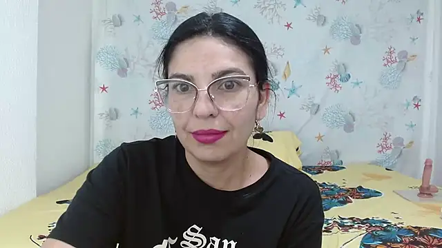 anybellucci43 online show from 21, 12, 2024