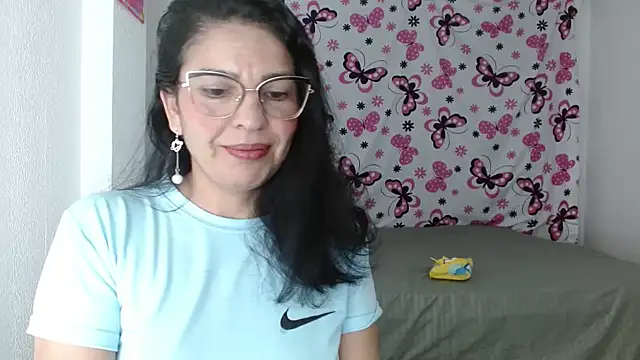 anybellucci43 online show from 27, 12, 2024