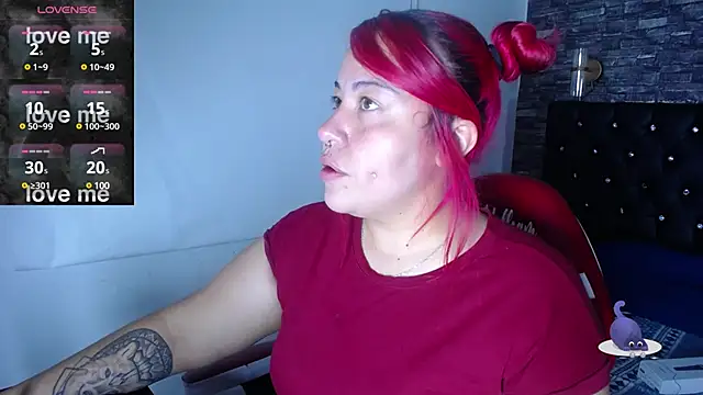 Bruja  Scarlata online show from 22, 2, 2025