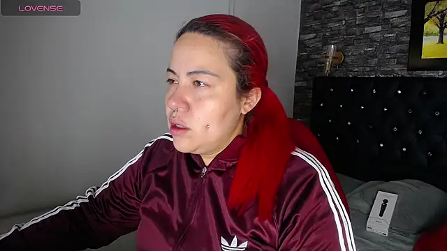 Bruja  Scarlata online show from 12, 3, 2025