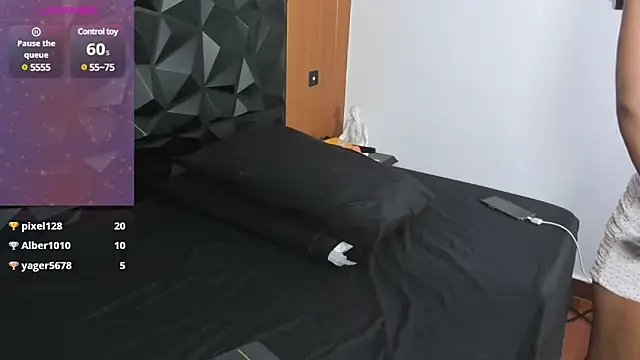 Wendy Marchall online show from 4, 2, 2025