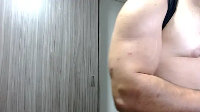 Snapshot of jhonsky_ chatting on 6, 8, 2026 jhonsky online show from 6, 8, 2026