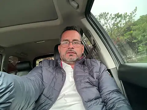 Snapshot of party2025 chatting on 11, 3, 2025 party2025 online show from 11, 3, 2025