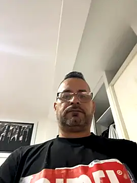 Snapshot of party2025 chatting on 9, 10, 2025 party2025 online show from 9, 10, 2025