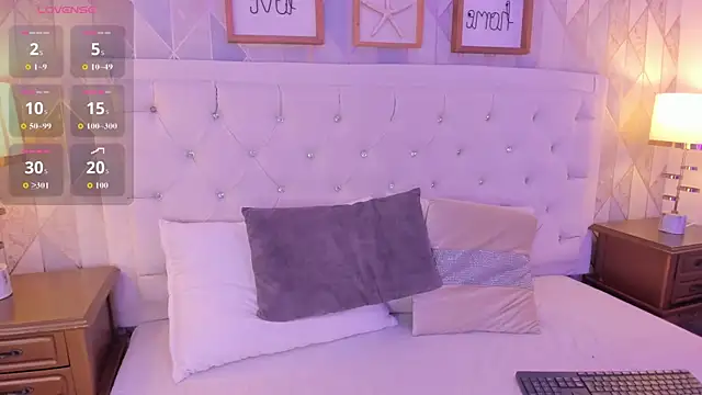 Snapshot of martina_rivera_ chatting on 4, 6, 2026 martina rivera online show from 4, 6, 2026
