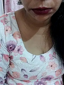 Urmila bhabhii online show from 15, 4, 2026