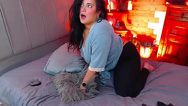 Snapshot of VictoriaMontero30000 chatting on 24, 10, 2025 VictoriaMontero30000 online show from 24, 10, 2025