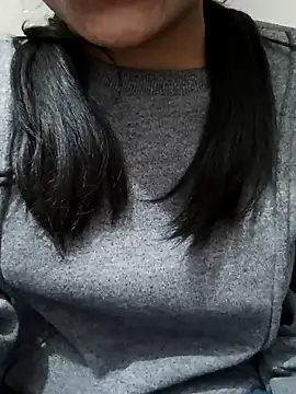 Snapshot of Riyu_05 chatting on 31, 1, 2025 Riyu 05 online show from 31, 1, 2025