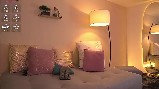 Chloe Cherry21 online show from 5, 11, 2025