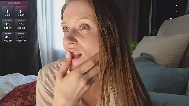 Chloe Vixen online show from 19, 3, 2025