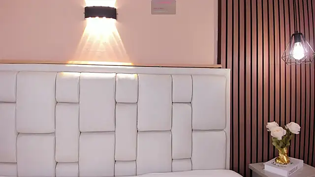 AvyMilton online show from 5, 4, 2026